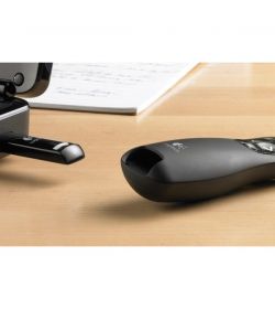 logitech-wireless-presenter-r400-6.jpg